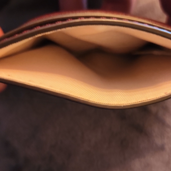 Tory Burch Maroon Card Holder with Gold Logo - Picture 4 of 7